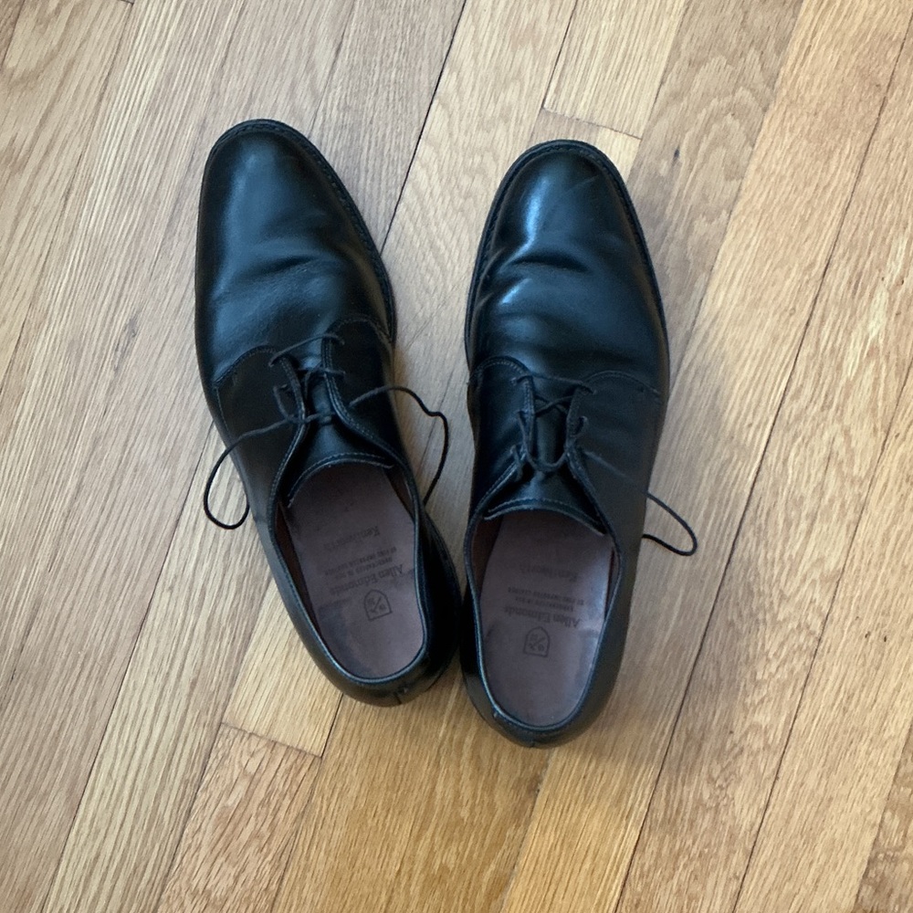 Allen Edmonds Black Leather Oxfords